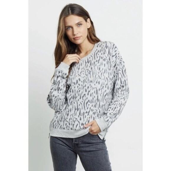 Rails Marlo Sweatshirt Grey Abstract Cheetah Print Exposed Zippers - Picture 1 of 8